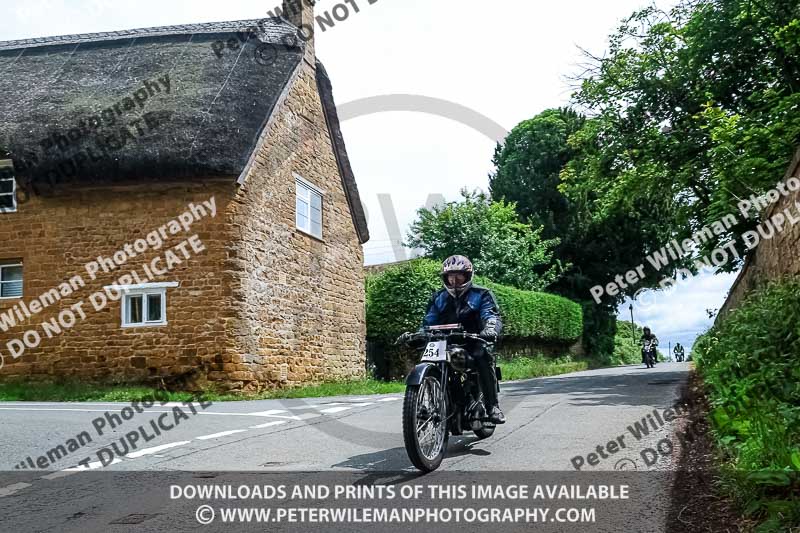 Vintage motorcycle club;eventdigitalimages;no limits trackdays;peter wileman photography;vintage motocycles;vmcc banbury run photographs